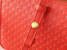 Load image into Gallery viewer, LB1104 Vavin Chain Wallet / 8.4x4.9x2inch