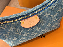 Load image into Gallery viewer, LB934 Hills Pochette / 7.3 x 4.3 x 2.6 inches