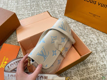 Load image into Gallery viewer, LB933 Diane / 9.4 x 5.9 x 3.5 inches