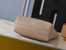 Load image into Gallery viewer, LB1105 Helmet Bag / 13x14.5x5.1inch