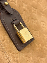 Load image into Gallery viewer, LB1559 LV All In One Handbag / HIGHEST QUALITY VERSION / 40×22×15cm
