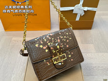 Load image into Gallery viewer, LB1108 Dauphine MM / 9.8 x 6.7 x 4.1 inches