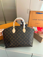 Load image into Gallery viewer, LB846 Boétie MM / 12.4 x 11 x 6.3 inches