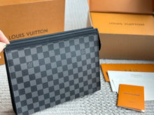 Load image into Gallery viewer, MBG065 Pochette Voyage MM / 10.6 x 8.3 x 2 inches