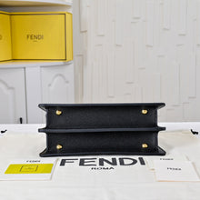 Load image into Gallery viewer, FF302 Peekaboo ISeeU Small / 10.6x5.9x2.3inch