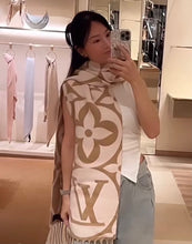 Load image into Gallery viewer, CLTH413 LV Medallion Scarf / 92.5 x 11.8 inches