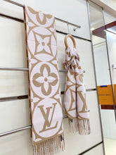 Load image into Gallery viewer, CLTH413 LV Medallion Scarf / 92.5 x 11.8 inches