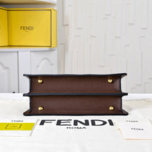 Load image into Gallery viewer, FF304 Peekaboo ISeeU Small / 10.6x5.9x2.3inch