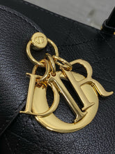 Load image into Gallery viewer, DR588 Small/Medium/Large Dior Voyage Bag / HIGHEST QUALITY VERSION