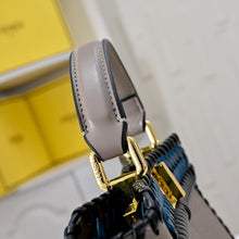 Load image into Gallery viewer, FF307 Peekaboo ISeeU Small/Medium