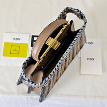 Load image into Gallery viewer, FF308 Peekaboo ISeeU Small/Medium