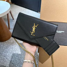 Load image into Gallery viewer, YSK276 uptown chain wallet / 7.4 x 4.7 x 1.1 INCHES