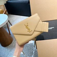 Load image into Gallery viewer, YSK276 uptown chain wallet / 7.4 x 4.7 x 1.1 INCHES