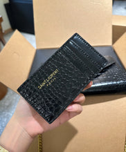 Load image into Gallery viewer, YSK276 uptown chain wallet / 7.4 x 4.7 x 1.1 INCHES