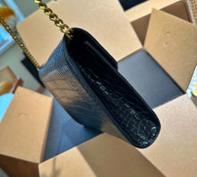 Load image into Gallery viewer, YSK276 uptown chain wallet / 7.4 x 4.7 x 1.1 INCHES