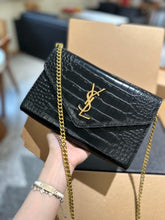 Load image into Gallery viewer, YSK276 uptown chain wallet / 7.4 x 4.7 x 1.1 INCHES