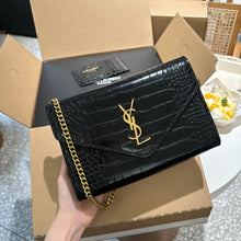 Load image into Gallery viewer, YSK276 uptown chain wallet / 7.4 x 4.7 x 1.1 INCHES