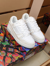 Load image into Gallery viewer, MSE075 LV Trainer Sneaker / Size7-12