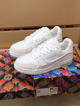 Load image into Gallery viewer, MSE075 LV Trainer Sneaker / Size7-12
