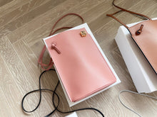 Load image into Gallery viewer, LWE025 Phone Pouch / 7.8x5.1inch