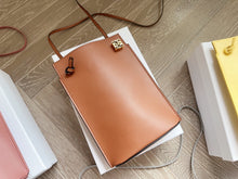 Load image into Gallery viewer, LWE025 Phone Pouch / 7.8x5.1inch