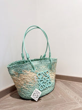 Load image into Gallery viewer, LWE026 Small Anagram Basket bag / 11x9.5inch