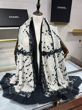 Load image into Gallery viewer, JW1463 Chanel Classic Elegance Cashmere Scarf / 100×200cm