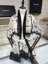 Load image into Gallery viewer, JW1463 Chanel Classic Elegance Cashmere Scarf / 100×200cm
