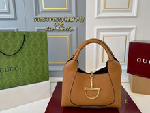 Load image into Gallery viewer, GC739 Gucci Softbit Small/Large Shoulder Bag