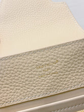 Load image into Gallery viewer, LB1564 LV Capucines BB Flowergram / HIGHEST QUALITY VERSION / 27×19×9cm