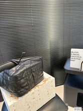 Load image into Gallery viewer, DR576 Small/Medium D-Motion Bag