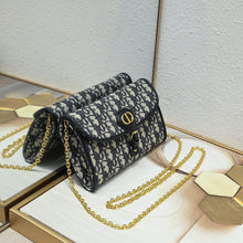 Load image into Gallery viewer, DR288 Dior Bobby East-West Pouch with Chain / 8.5 x 4.5 x 1.5 inches