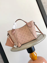 Load image into Gallery viewer, LB1568 LV Hina Small Bucket Tote Bag / HIGHEST QUALITY VERSION / 34×18.5×13cm