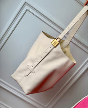 Load image into Gallery viewer, LB980 Low Key Hobo MM / 12.2 x 13.8 x 7.1 inches / HIGHEST QUALITY VERSION