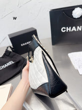 Load image into Gallery viewer, CC780 CHANEL 31 Mini Shopping Bag / 8.6 × 9 × 2.1 in