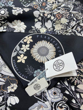 Load image into Gallery viewer, CLTH395 H Planifleurs Scarf 90 / 88.5 x 88.5cm