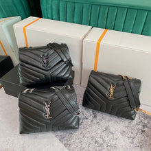 Load image into Gallery viewer, YSK322 Loulou Small in Quilted Leather / 9 x 6.6 x 3.5 INCHES