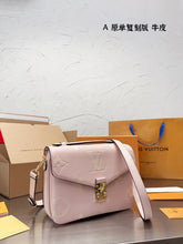 Load image into Gallery viewer, LB851 Pochette Métis / 9.8 x 7.5 x 2.8 inches