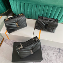 Load image into Gallery viewer, YSK322 Loulou Small in Quilted Leather / 9 x 6.6 x 3.5 INCHES