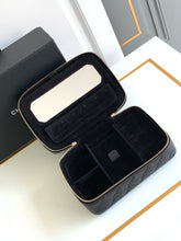 Load image into Gallery viewer, CC1107 Accessories Box Bag / 6.7x4.3x2.7inch / HIGHEST QUALITY VERSION