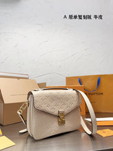 Load image into Gallery viewer, LB851 Pochette Métis / 9.8 x 7.5 x 2.8 inches