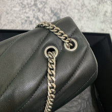 Load image into Gallery viewer, YSK322 Loulou Small in Quilted Leather / 9 x 6.6 x 3.5 INCHES