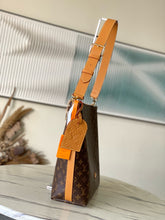 Load image into Gallery viewer, LB1201 Vagabond Hobo / 15 x 13.8 x 4.7 inches / HIGHEST QUALITY VERSION