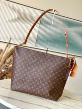 Load image into Gallery viewer, LB1201 Vagabond Hobo / 15 x 13.8 x 4.7 inches / HIGHEST QUALITY VERSION