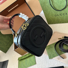 Load image into Gallery viewer, GC529 Gucci Blondie Top Handle Bag / 6.7"W x 5.9"H x 3.5"D