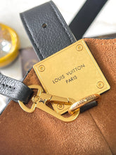 Load image into Gallery viewer, LB1021 Low Key Hobo PM / HIGHEST QUALITY VERSION / 9.4 x 11 x 6.3 inches