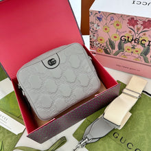 Load image into Gallery viewer, GC535 GG Matelassé Small Bag / 8.5"W x 6.7"H x 2.9"D