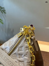 Load image into Gallery viewer, LB1120 Coussin Hobo MM / 15 x 13 x 3.9 inches