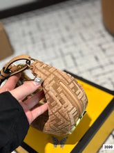 Load image into Gallery viewer, FF292 Fendigraphy Mini / 7.8x5.1x2.9inch