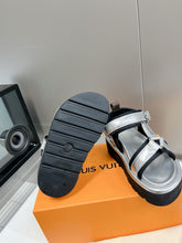 Load image into Gallery viewer, SE1393 LB Sandals / Size5-10